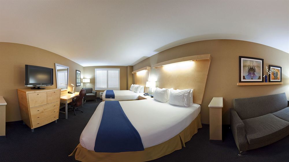 Holiday Inn Express Hotel & Suites Modesto-Salida, An Ihg Hotel Exterior photo